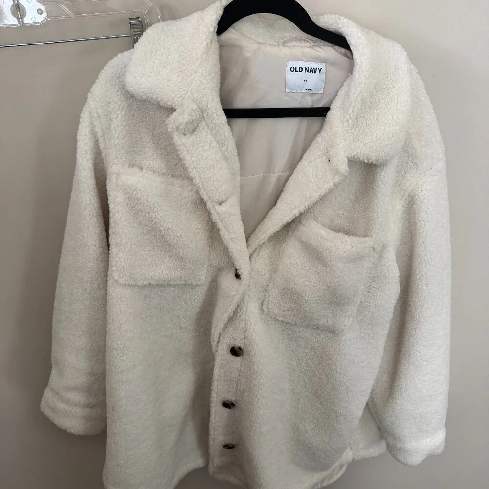Old Navy Cozy Sherpa Shacket for Women - Picture 2 of 4
